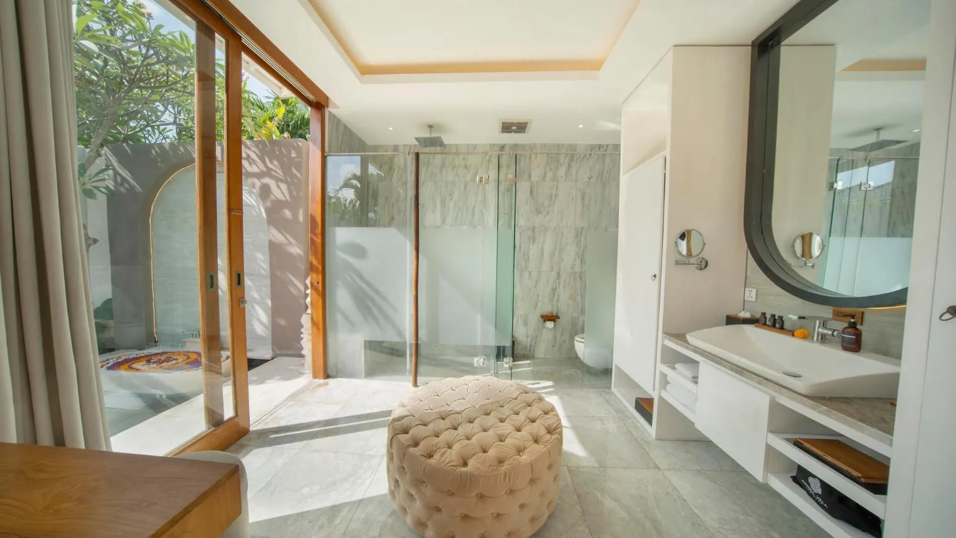 Astera Villa Seminyak By Ini Vie Hospitality Indonesia