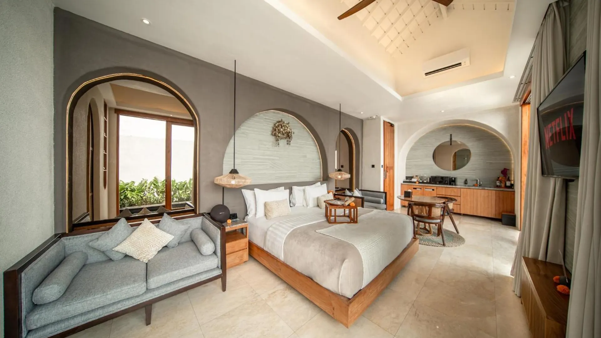 Astera Villa Seminyak By Ini Vie Hospitality