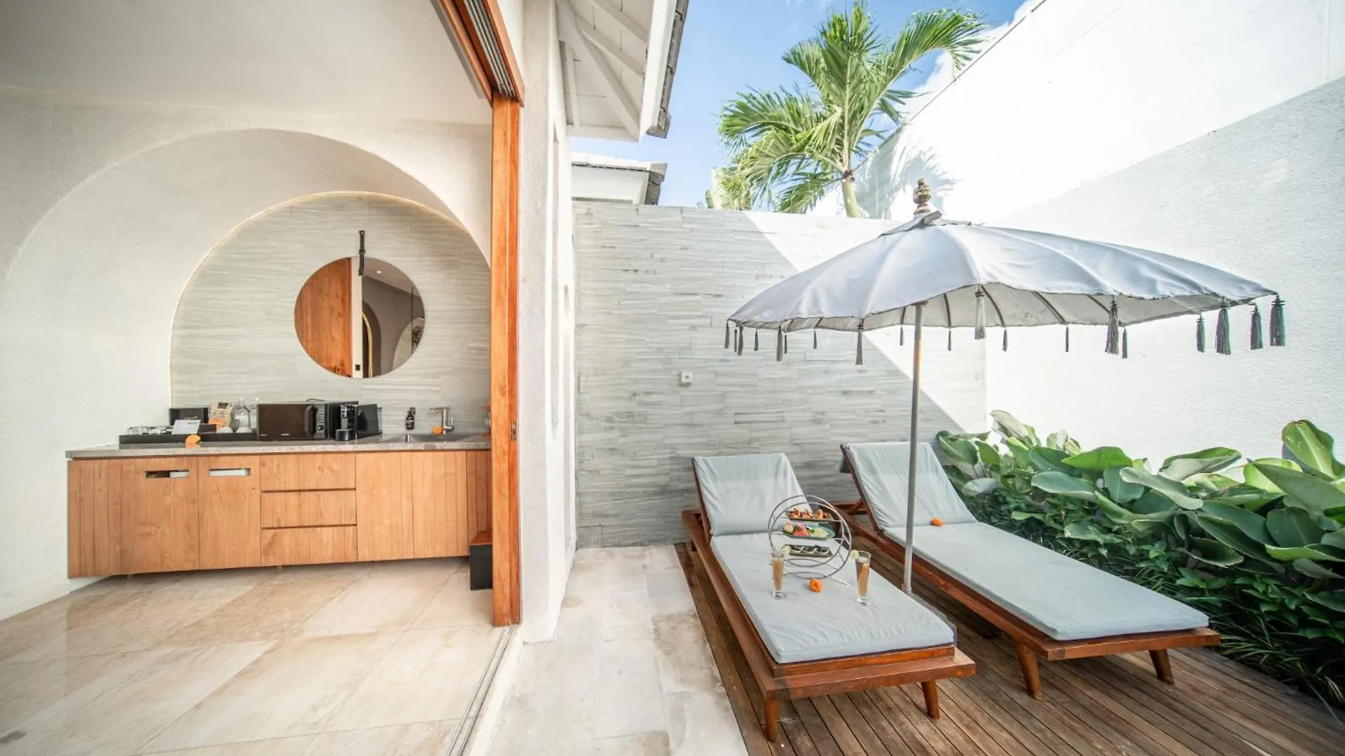 Astera Villa Seminyak By Ini Vie Hospitality