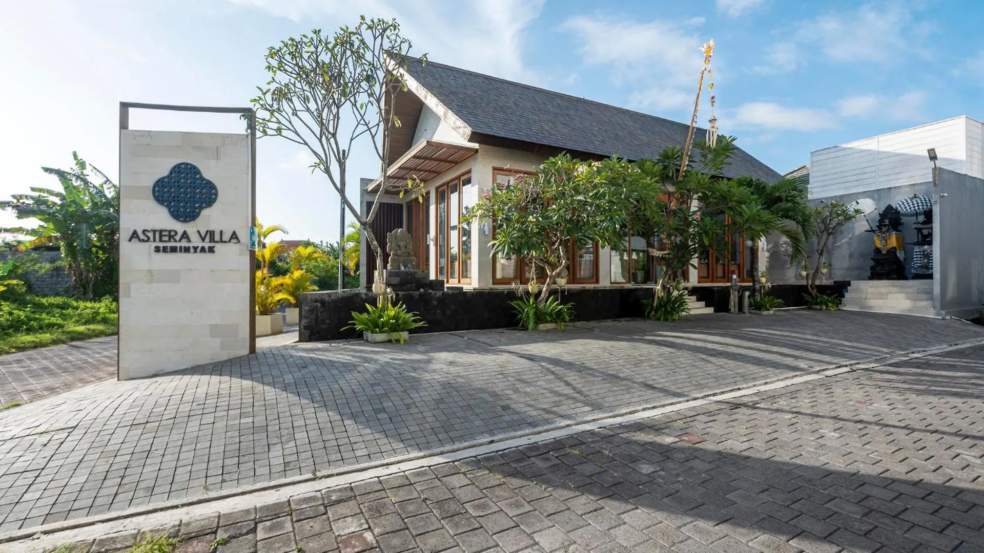 Astera Villa Seminyak By Ini Vie Hospitality